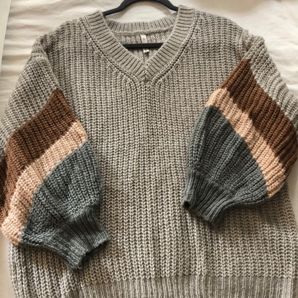 Oversized Color Block Striped Knit Pullover Sweater - Picture 4 of 6